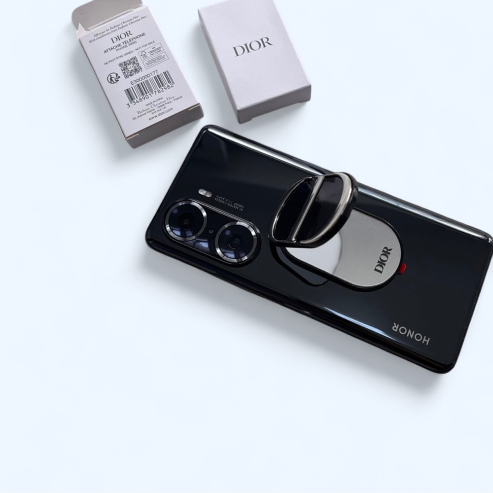 Dior Attache Mirror Phone Ring (GWP) - Picture 3 of 5